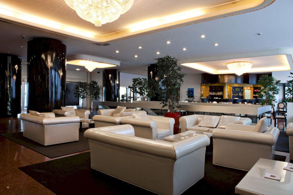 Atahotel Executive Milão Restaurante foto